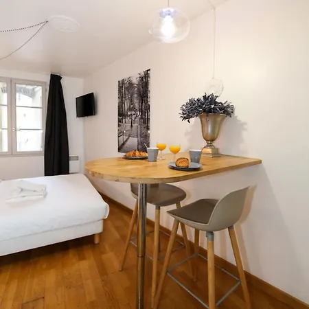 301 - Confort Au Coeur De 5 * París