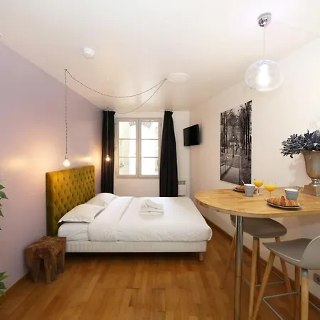 301 - Confort Au Coeur De 5 Lägenhet